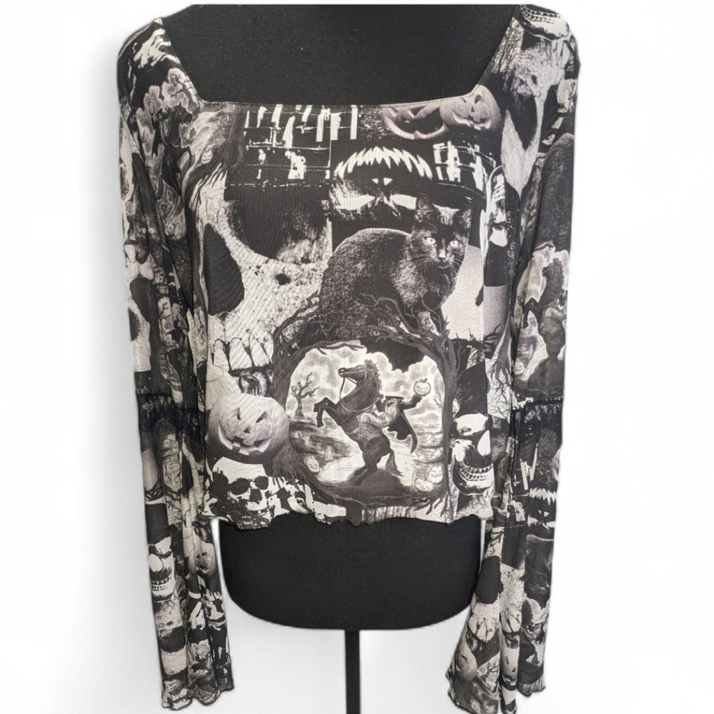 Edgy Black and White Graphic Long Sleeve Crop Top Halloween Skills Size XL